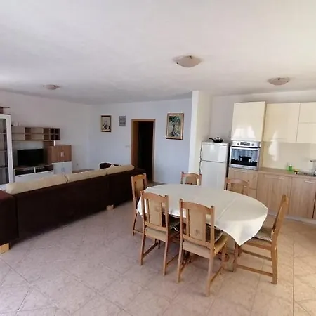 アパート La Palma